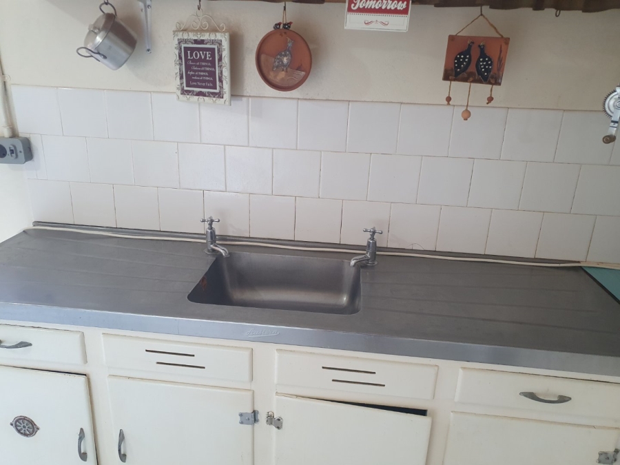 4 Bedroom Property for Sale in Loeriesfontein Northern Cape